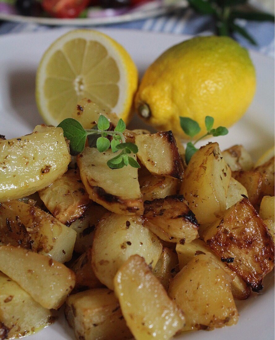Grekisk citron och vitlöksrostad potatis