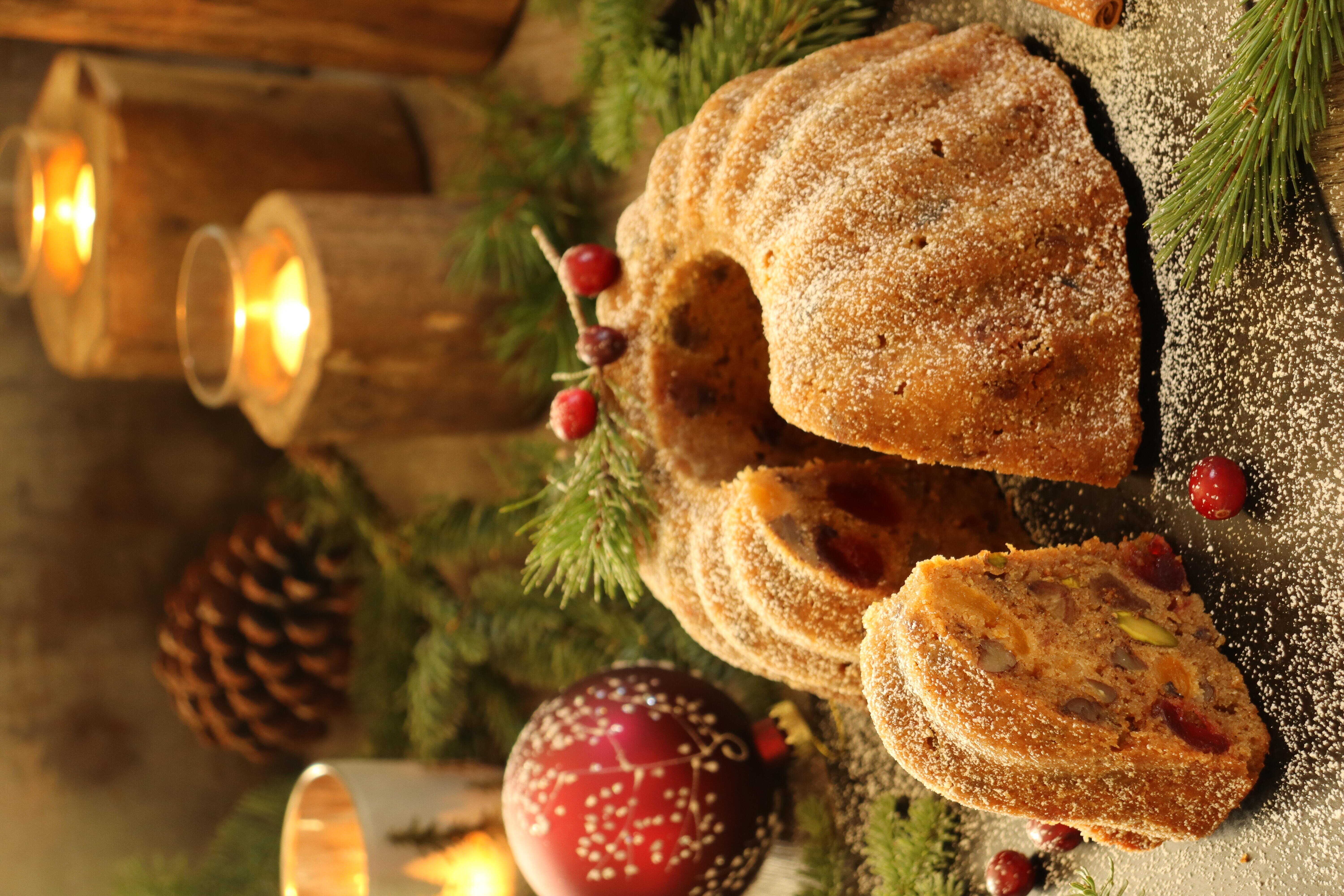 Frukt- och nötkaka Thumbnail