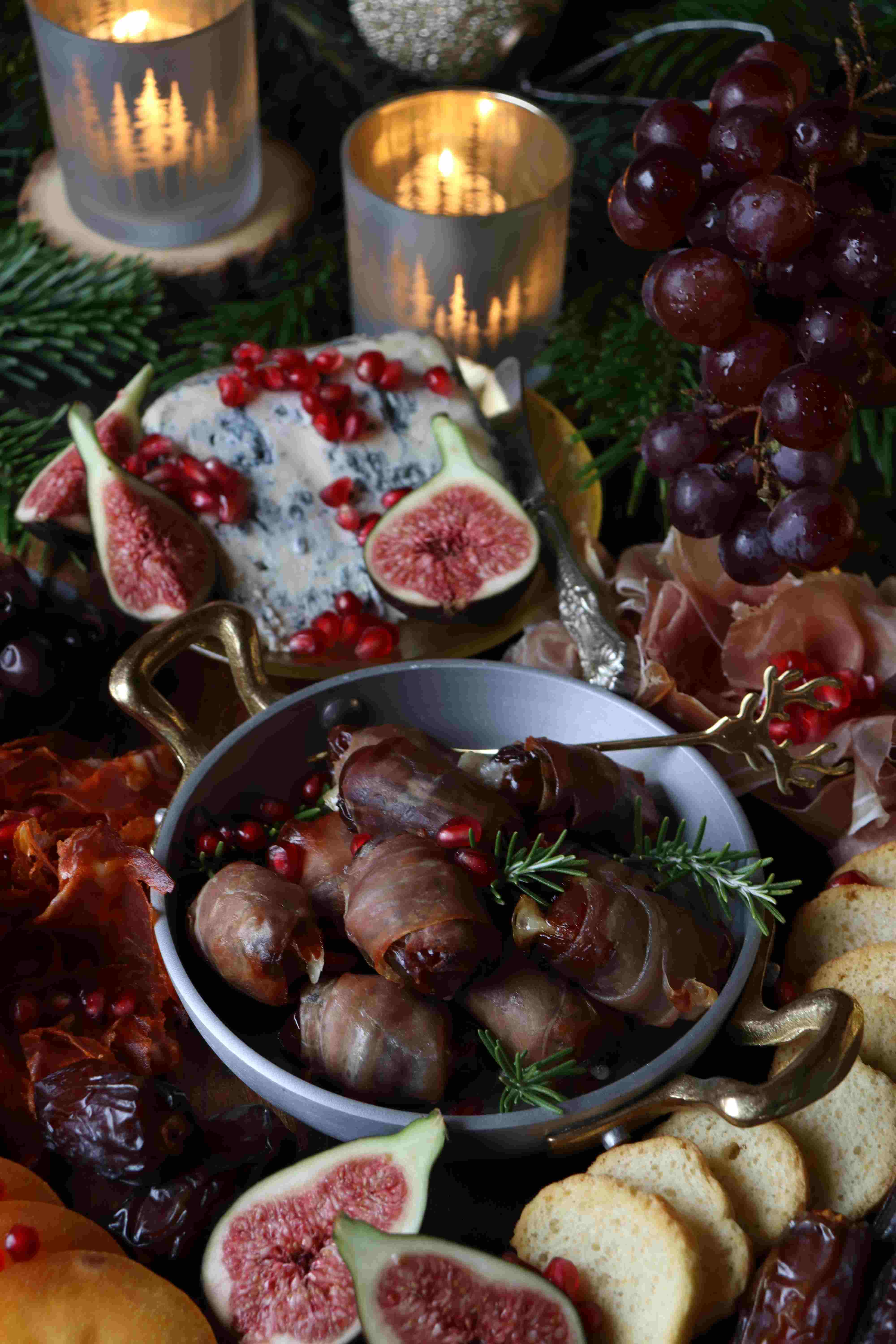 Fyllda dadlar med parmesan