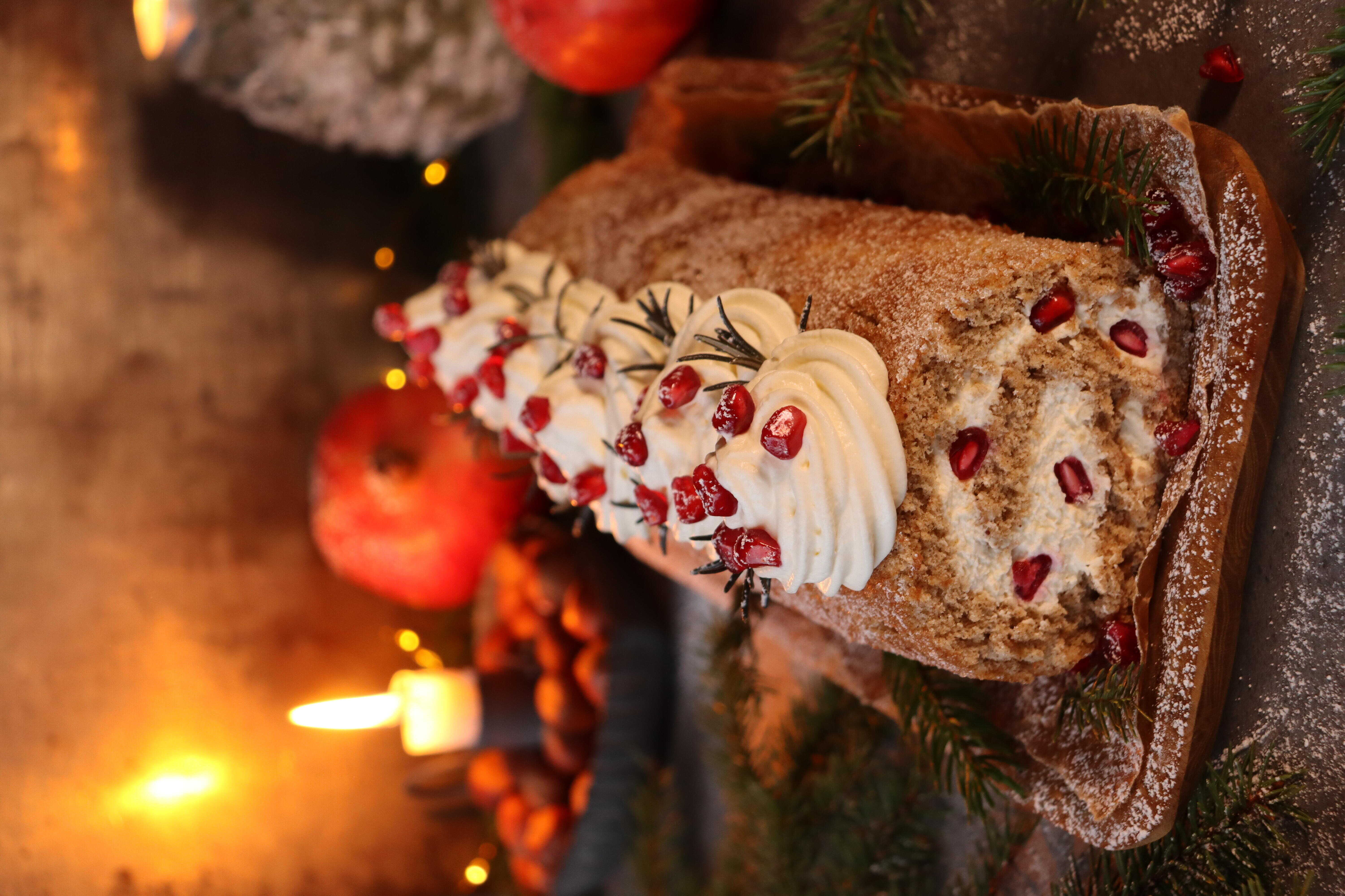 Pepparkaksrulltårta Thumbnail