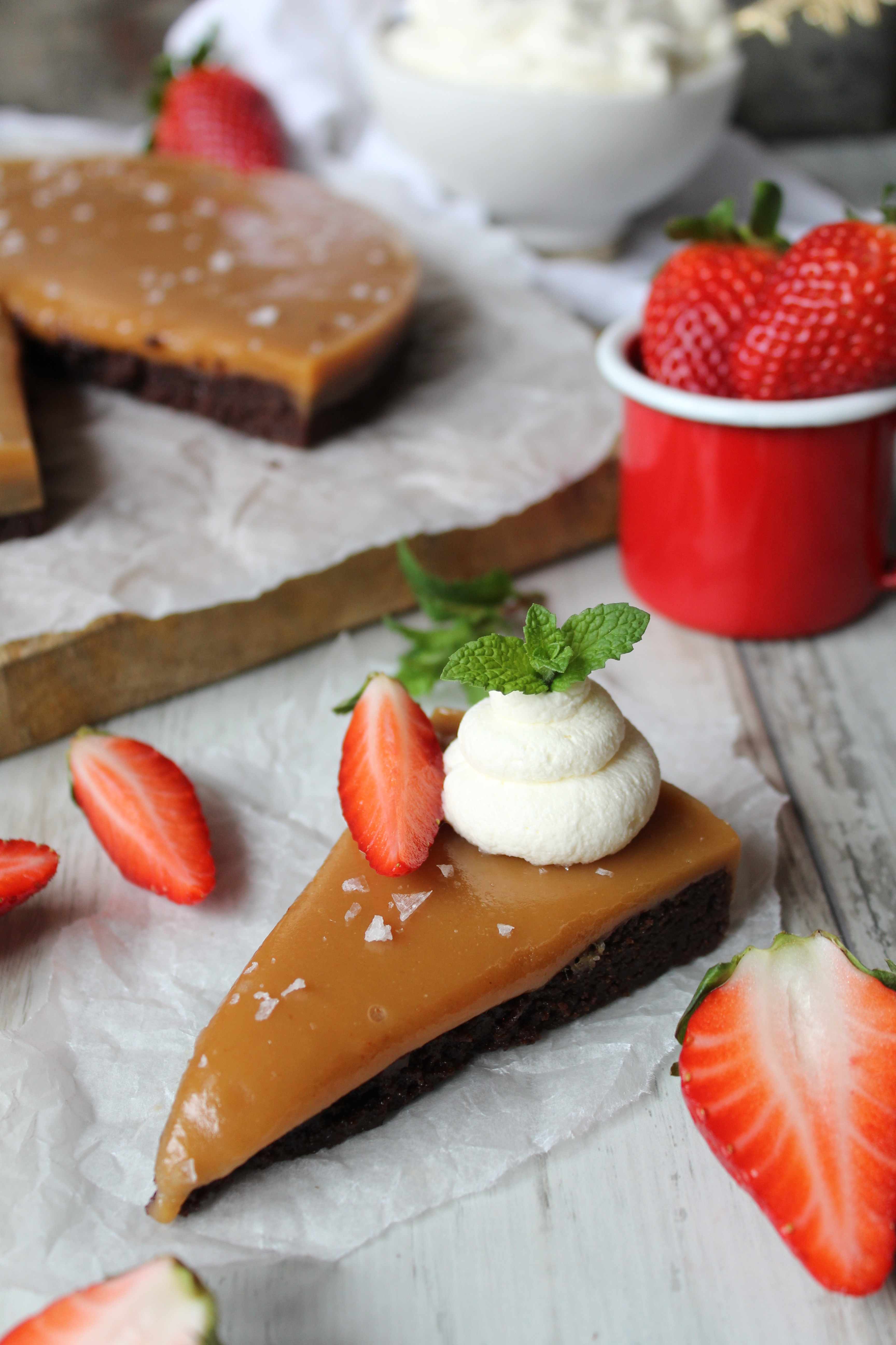 Kladdkaka med kolatäcke