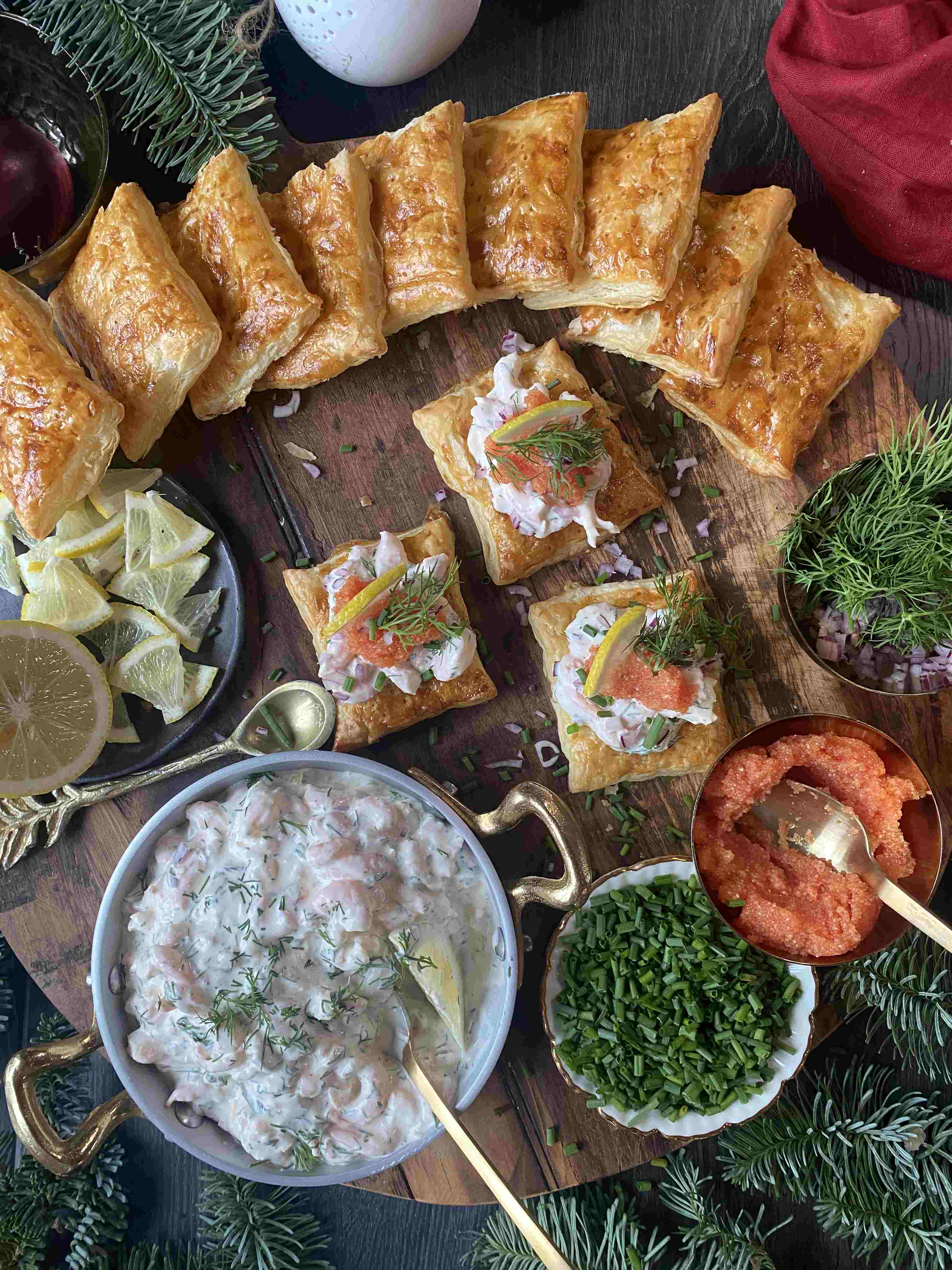 Smördegsflarn med skagenröra