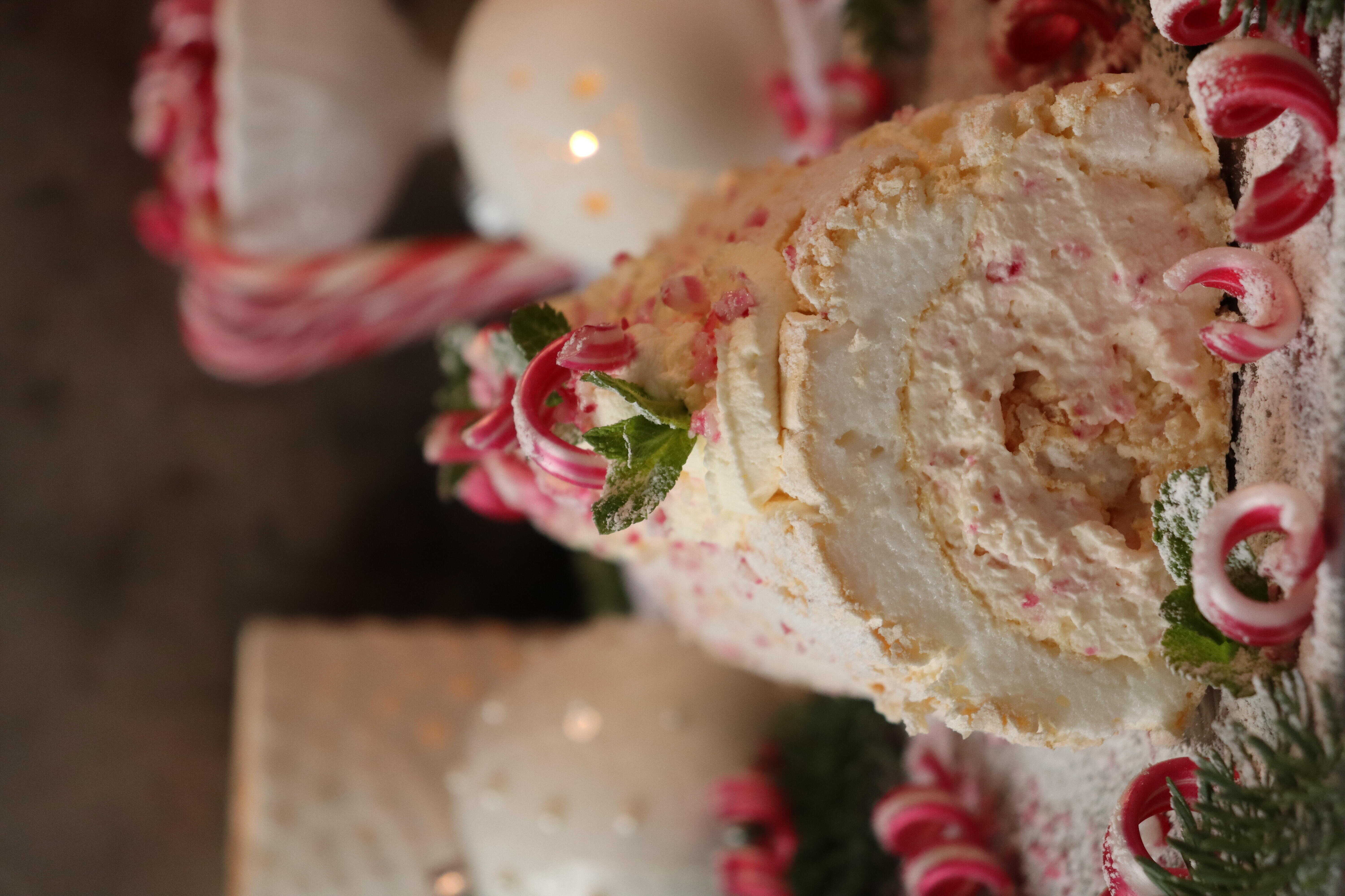 Marängrulle med polkagris Thumbnail